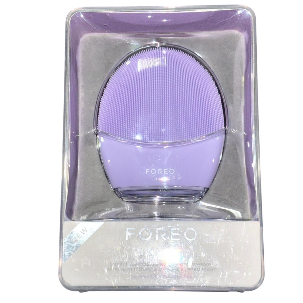 Foreo Luna 3 Smart Facial‎ Cleansing and  Massage Device Lavender Sensitive Skin